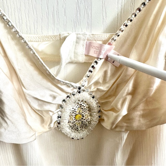 Victoria’s Secret Nighties - Picture 6 of 9